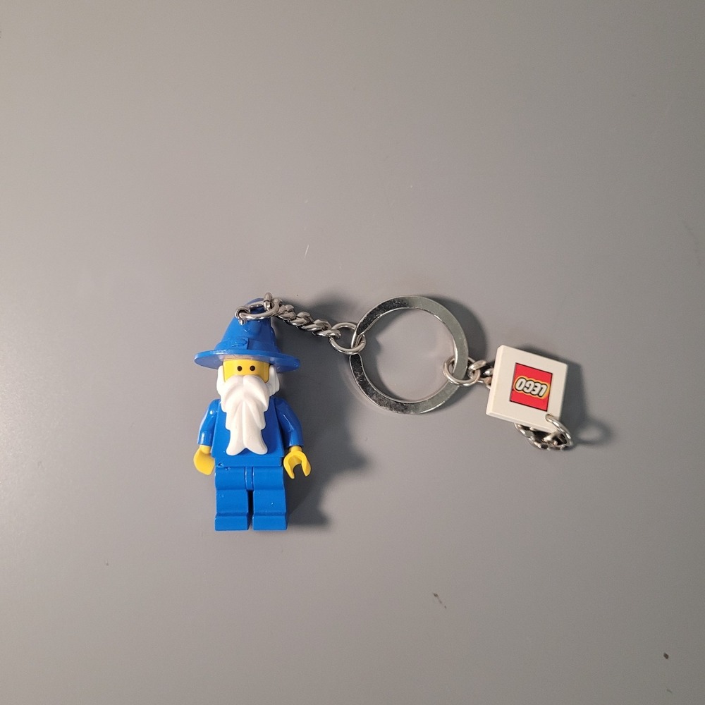 LEGO System Castle Dragon Knights Majisto the Wizard Keychain Blue Collectible - Picture 3 of 4